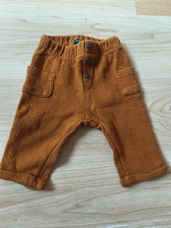 Petit pantalon léger