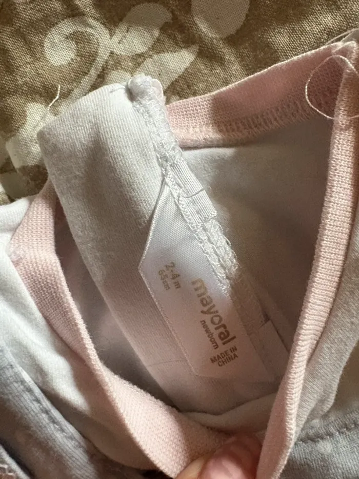 Lot de 2 salopettes - 2 pyjamas neufs - photo numéro 5