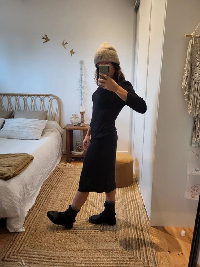 Robe longue noire - photo numéro 2