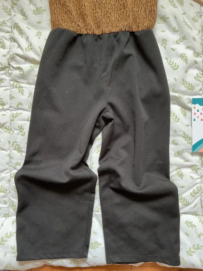 combinaison pantalon noir et paillettes or manches courtes gémo 4 ans - photo numéro 3