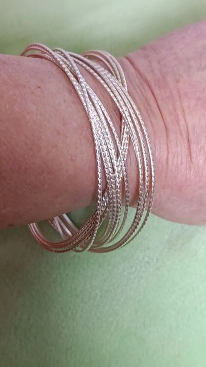 Bracelet semainier 15 pièces. Métal. Neuf. - photo numéro 2