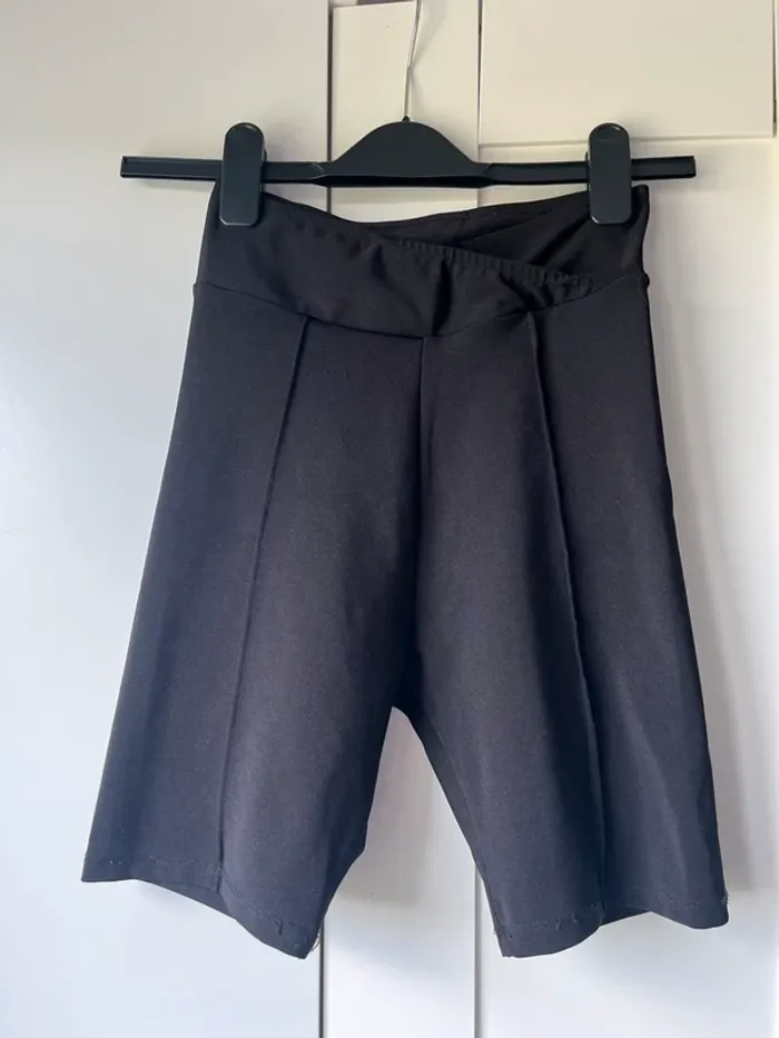 Short cycliste - photo numéro 3