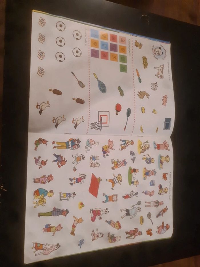 200 autocollants petit-panda. - photo numéro 4