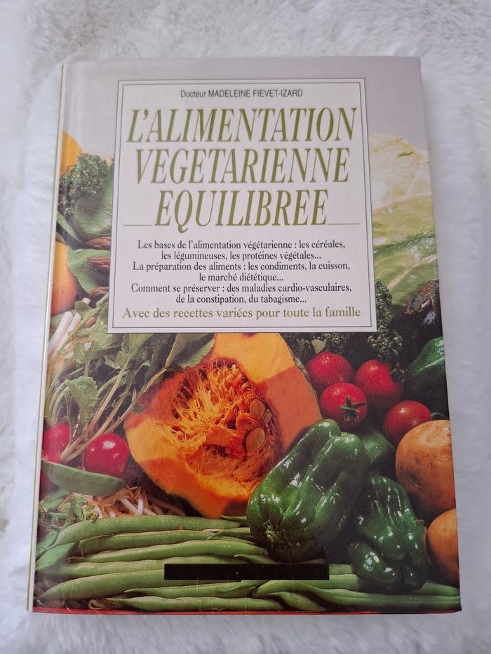 Livre L'alimentation végétarienne équilibrée - photo numéro 1