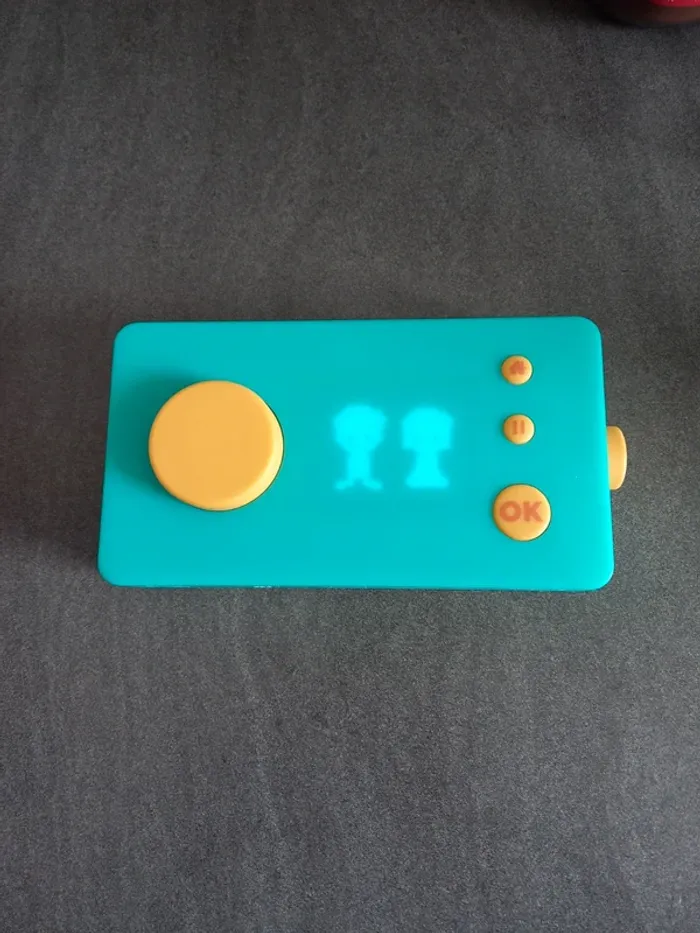 Fabrique à histoires Lunii V1 avec 23 histoires - photo numéro 2