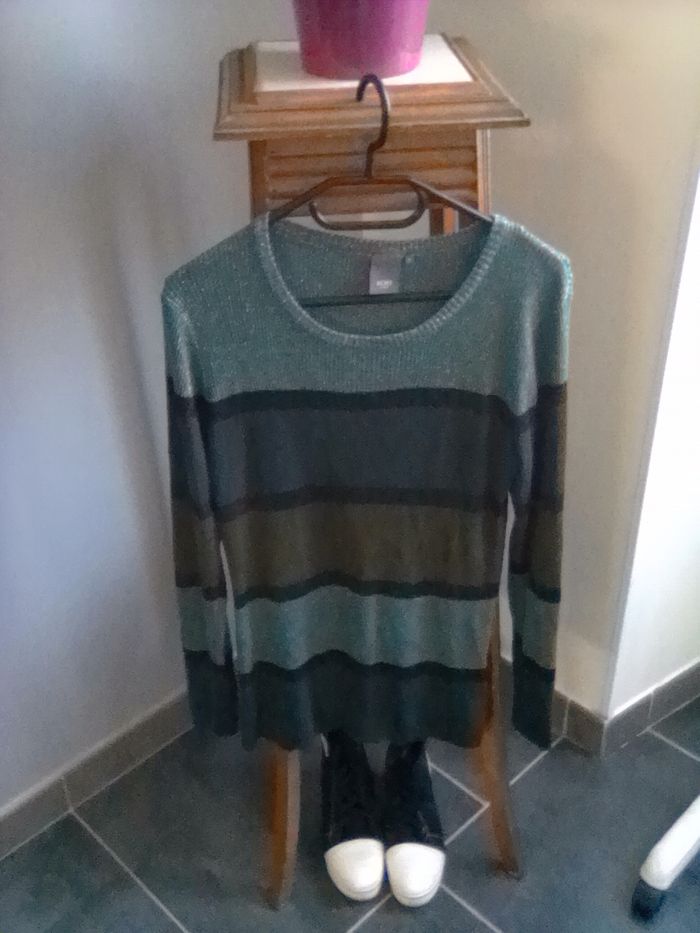 Pull vert a paillette taille l