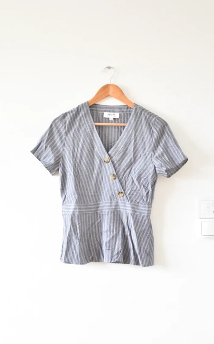 Blouse Balzac en taille 36 - comme neuve - photo numéro 4