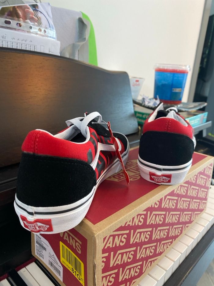 Vans old skool logo black & red taille 39 - photo numéro 3