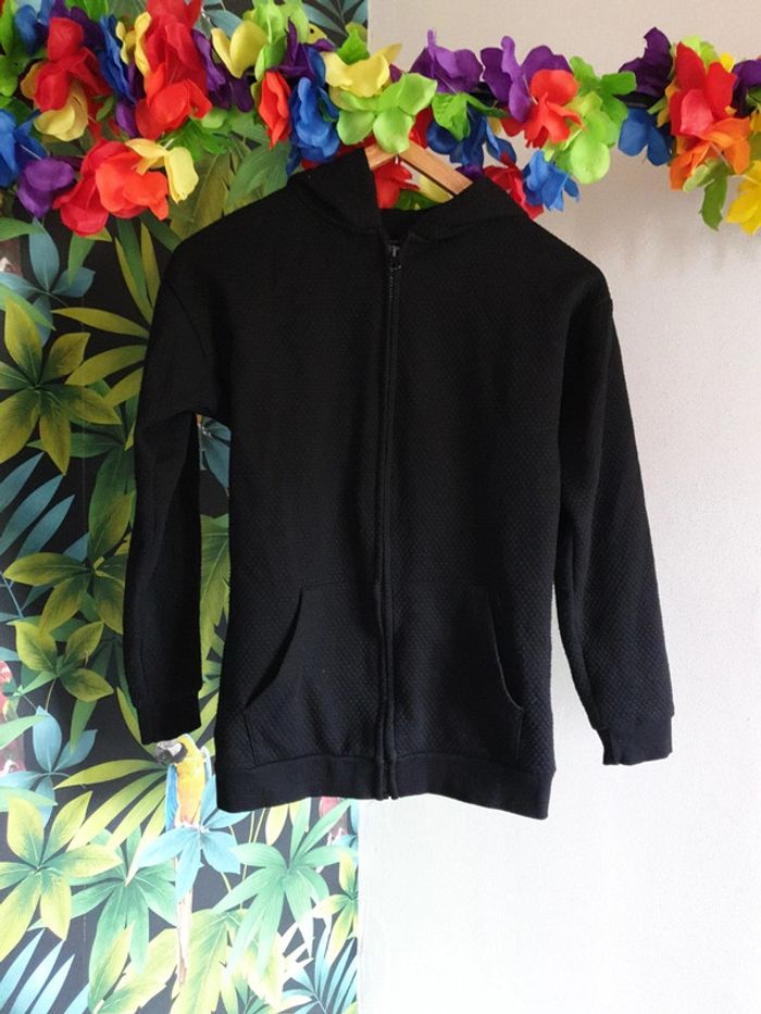 Veste unie noire zippée