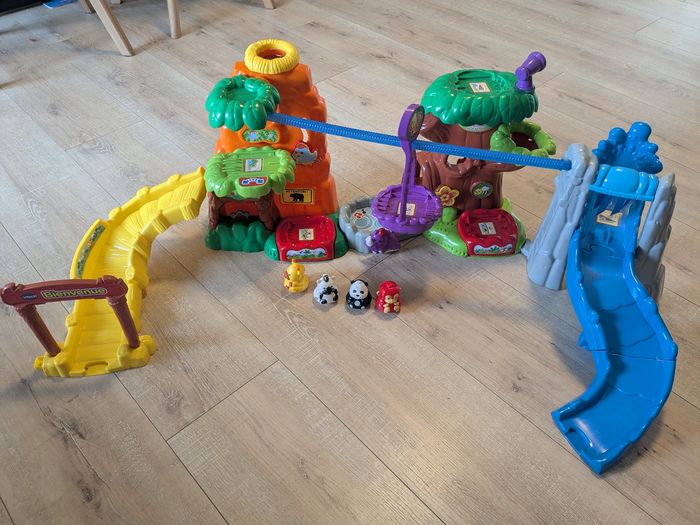 Jungle tut tut animaux