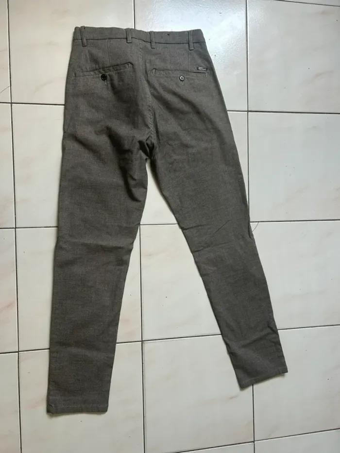 Pantalon chino léger Zara homme 38 - photo numéro 6