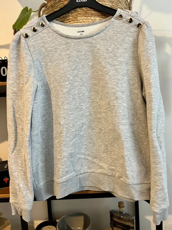 Sweat gris