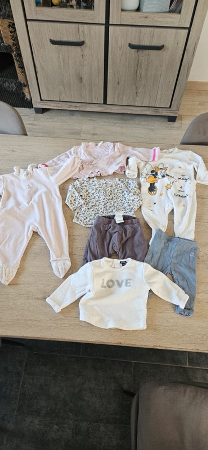 Lot de 10 vêtements d hiver, fille, taille 6 mois - photo numéro 2