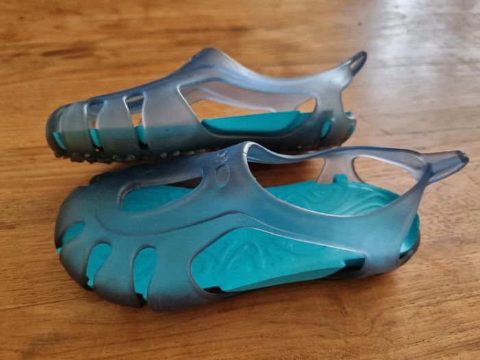 Chaussure aquatique taille 26 - photo numéro 2