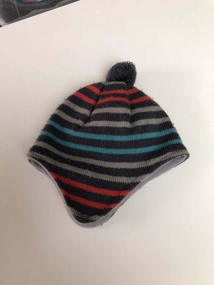 Bonnet à rayure cache oreille taille 2 ans 51 cm