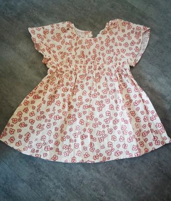 Robe à manches courtes fleurie bébé fille 9/12 mois comme NEUVE