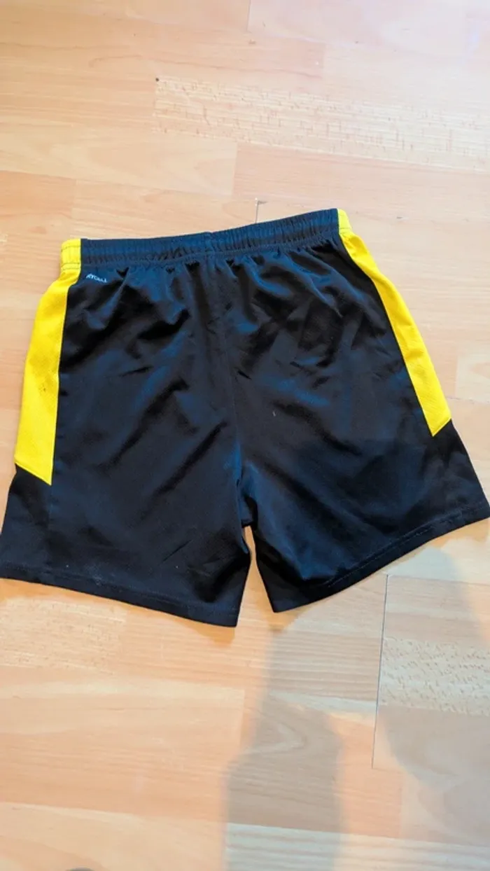 Short BVB - photo numéro 4