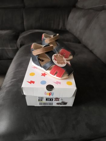 Sandales sandalettes neuves bopy cuir