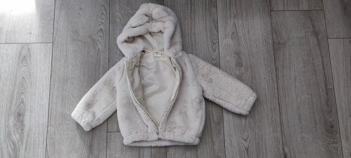 Veste mi saison imitation fourrure 12 mois - photo numéro 2