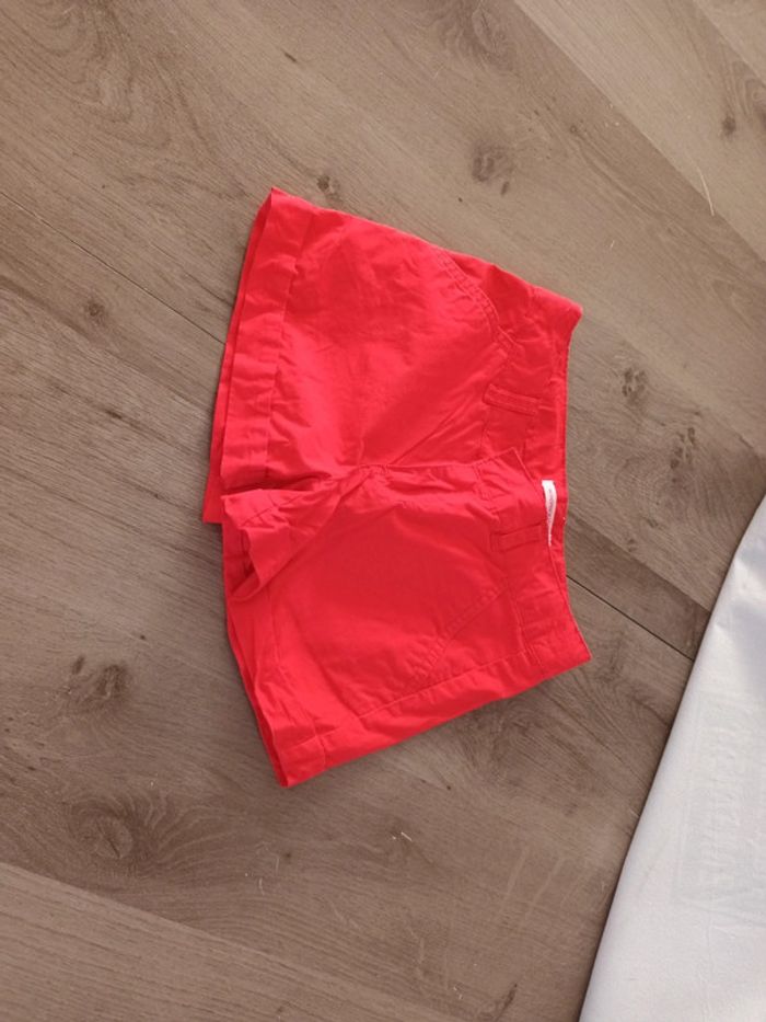 Short fille - photo numéro 2