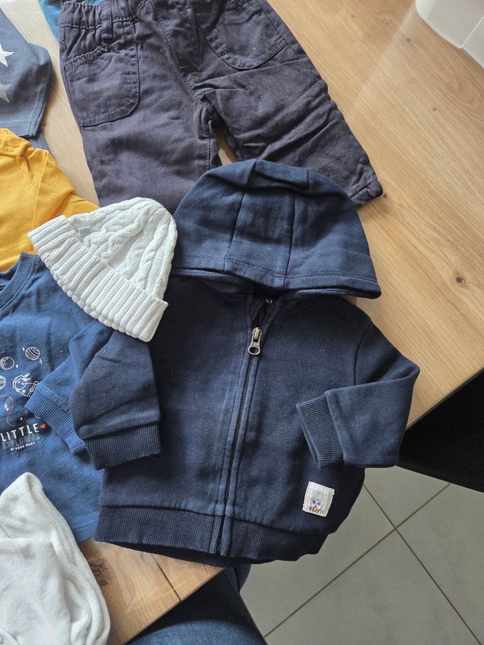 Lot vêtements 3 mois - photo numéro 6
