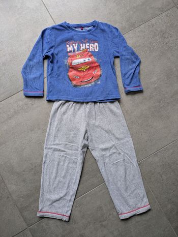 Pyjama cars 6 ans