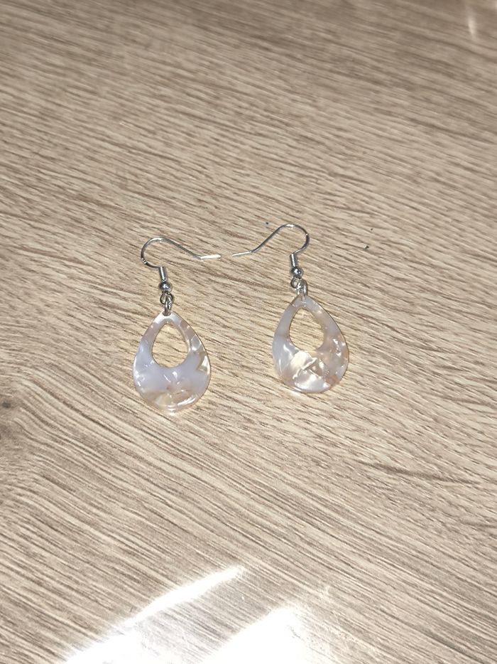 Boucles d’oreilles pendantes marbrées – style goutte multicolore - photo numéro 2