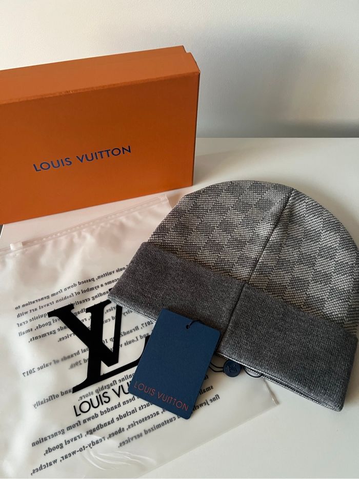 Bonnet Louis Vuitton gris - photo numéro 5