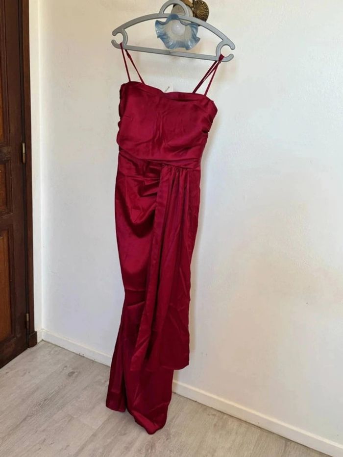 Robe de soirée bordeaux satinée 38 - photo numéro 15
