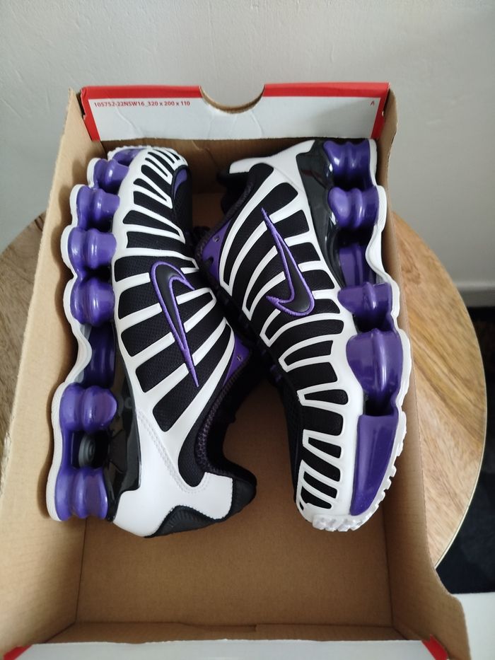 Baskets Nike T 38,5 - photo numéro 9