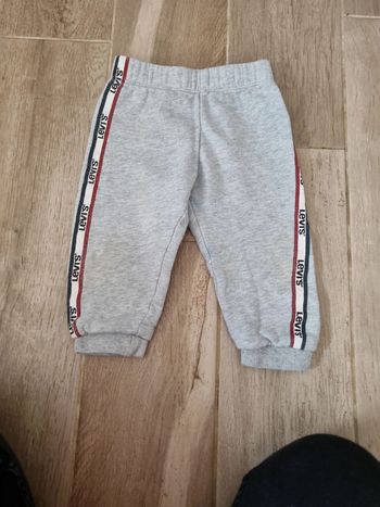 Pantalon Jogging levis 12 mois