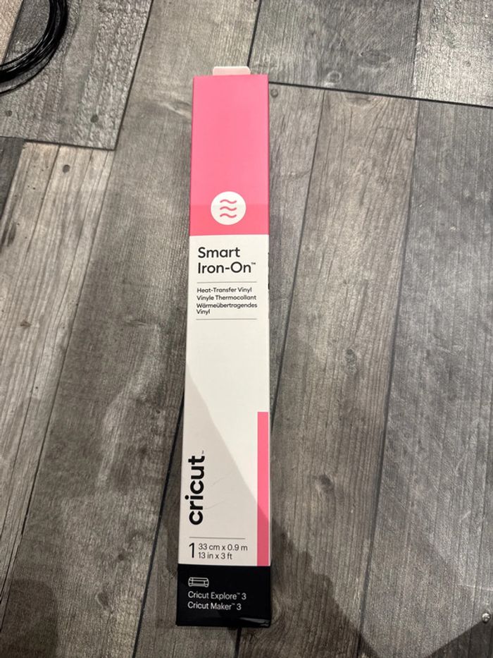 Cricut Iron on rose neuf flex