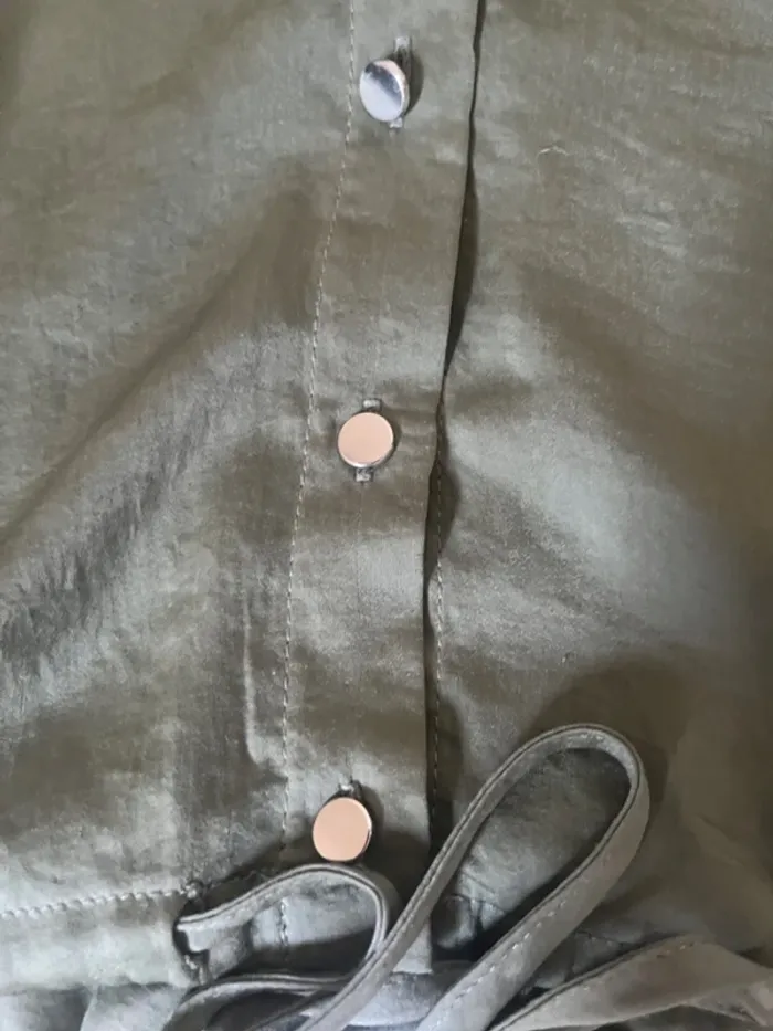 Blouse fluide satiné kaki XS - photo numéro 4