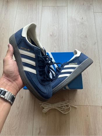 Adidas spézial bleu marine
