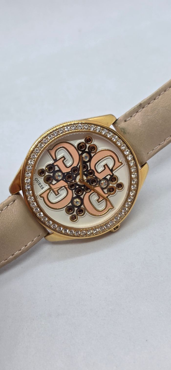 Montre Guess femme - photo numéro 4