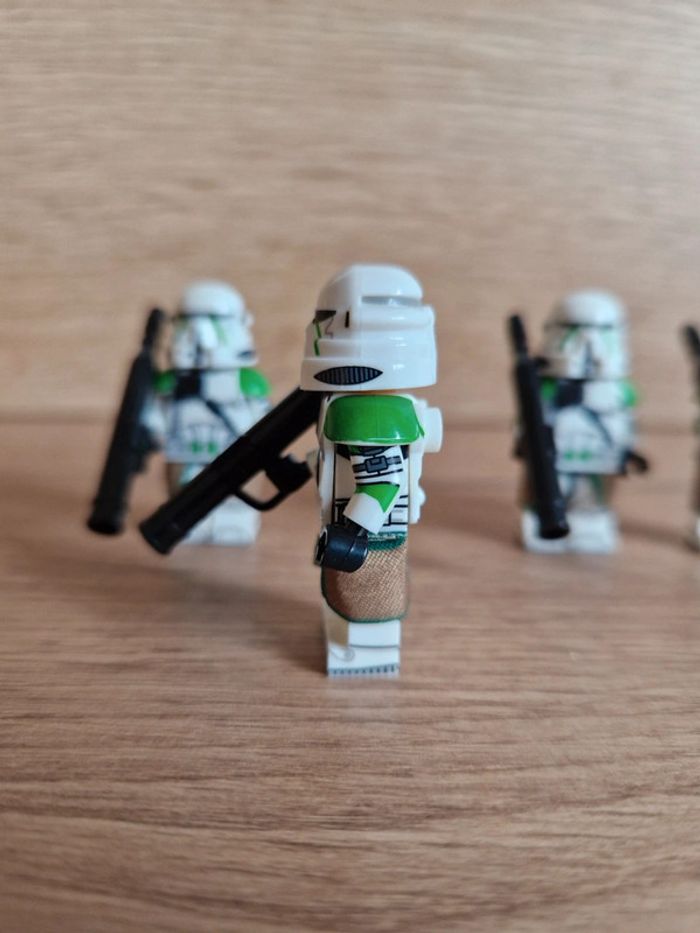 Figurines type lego 4 clones vert star wars - photo numéro 3