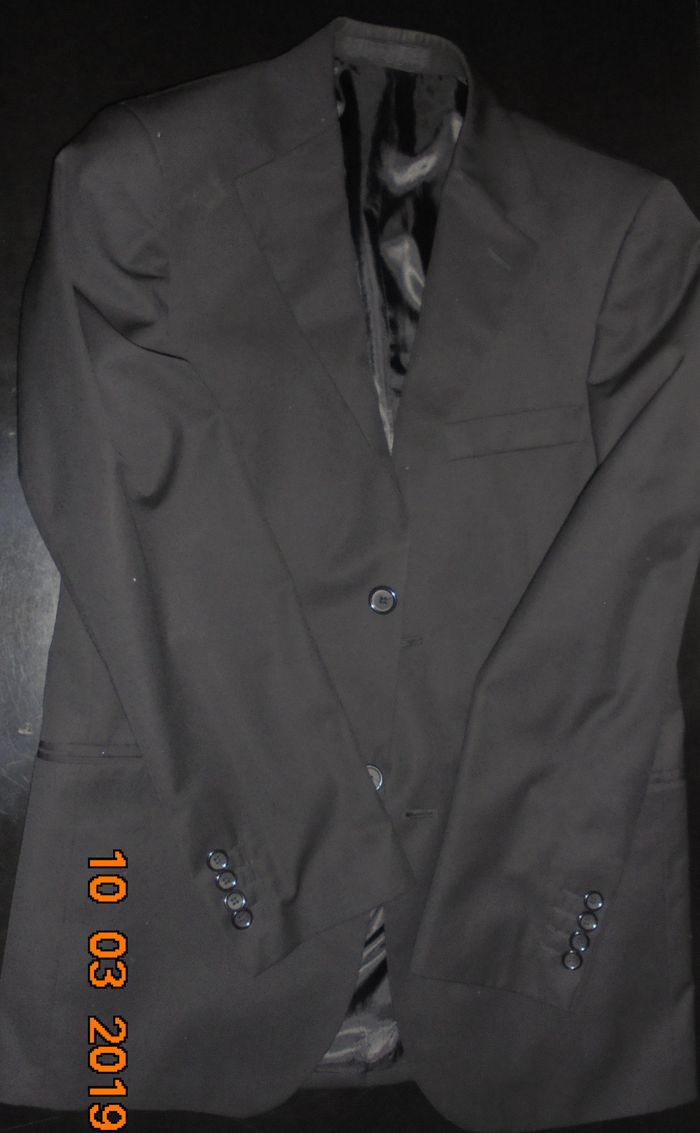 Costume 4 pièces