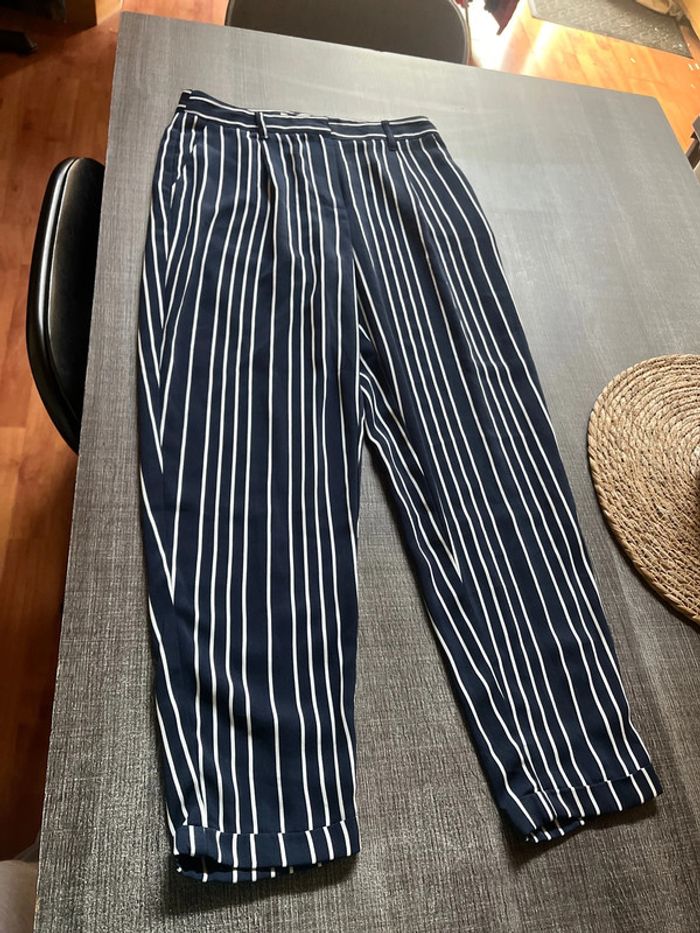 Pantalon, léger et fluide, taille 38 de la marque camaïeu