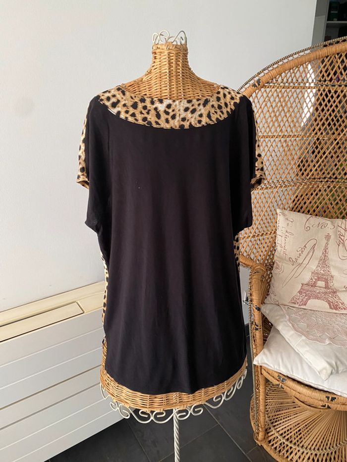 Tee shirt Camaïeu léopard 🐆 taille S/M col V - photo numéro 6