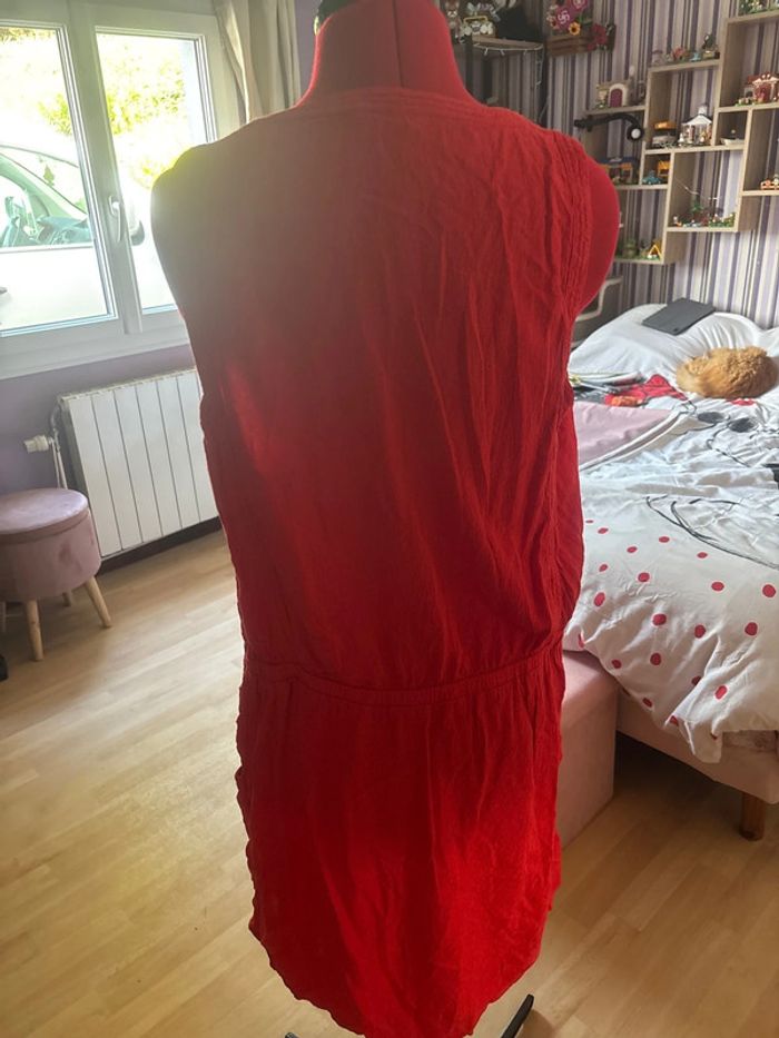 Robe rouge - photo numéro 3