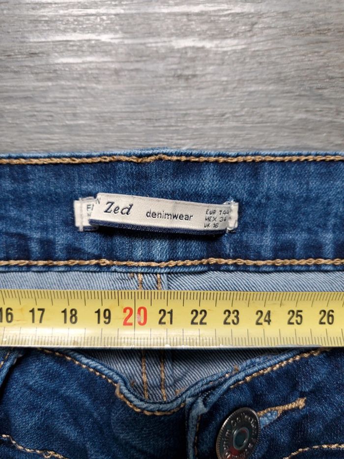 Jeans stretch taille 44 bon état - photo numéro 3