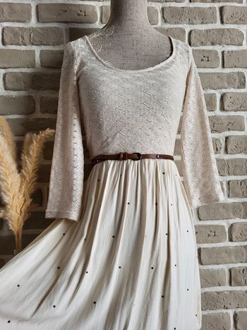 Robe bohème haut en dentelle avec ceinture