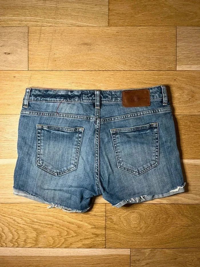 Short court jean H&M taille 29 l.o.g.g. LOGG correspond à un 38 pantalon été printemps #EmmaLilleM38 - photo numéro 2