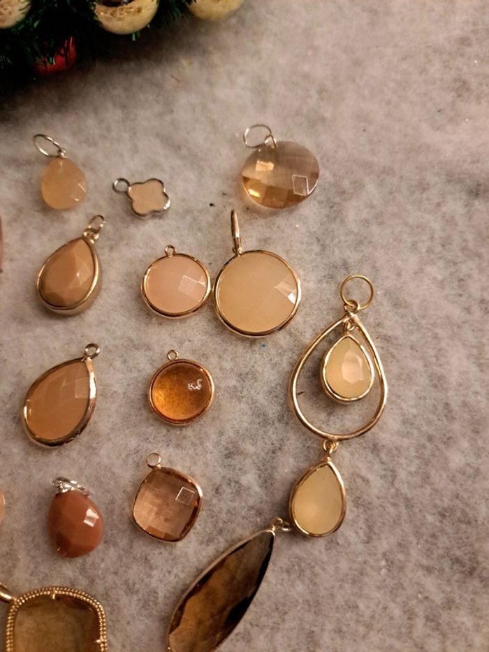 Lot de pendentifs orangé marron clair et beige - photo numéro 7
