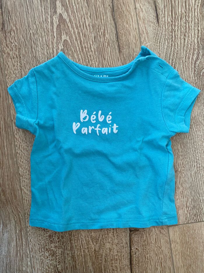 Lot 4 t-shirt  manches courtes 1 mois - photo numéro 3