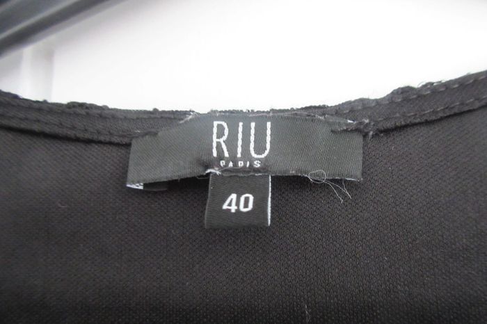 Robe noire évasée - photo numéro 10