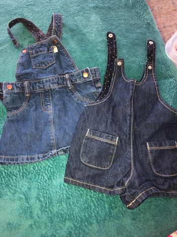 Lots de salopettes jupe et short en jean