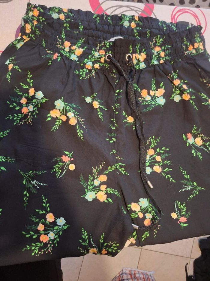 Très bel ensemble top jaune et pantalon fleuri - - photo numéro 8