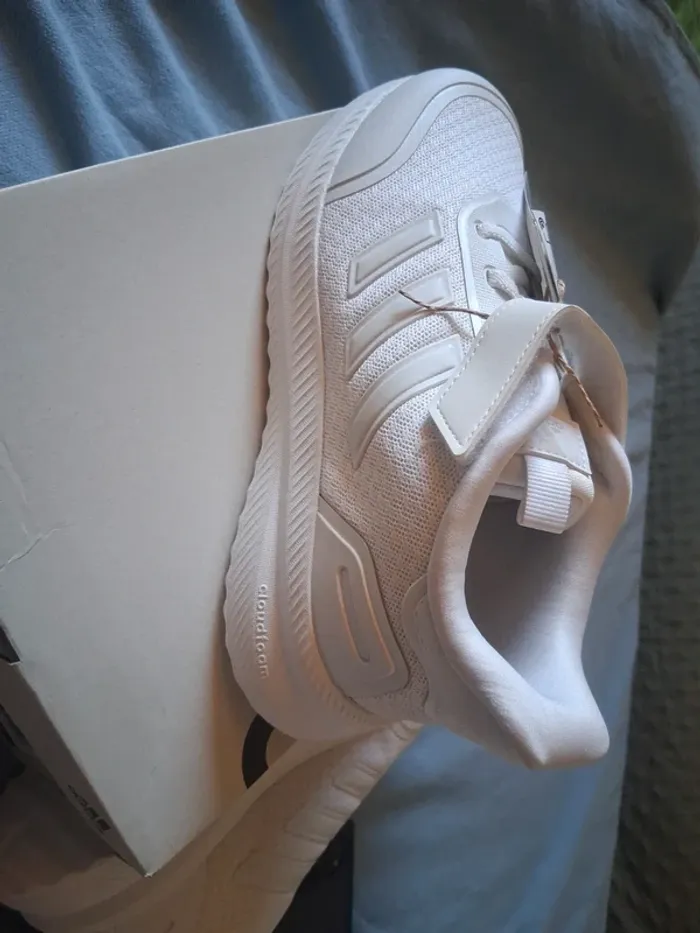 Baskettes adidas - photo numéro 4
