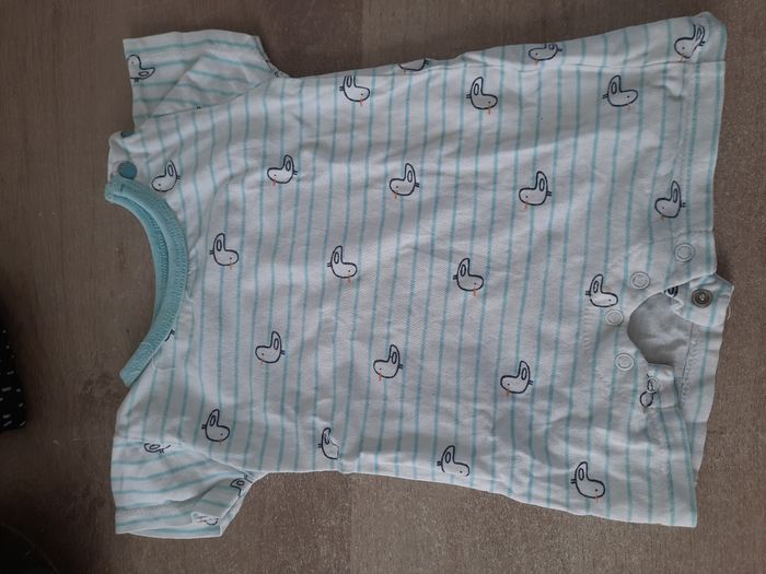 Barboteuse , grenouillère taille 1 mois - photo numéro 3